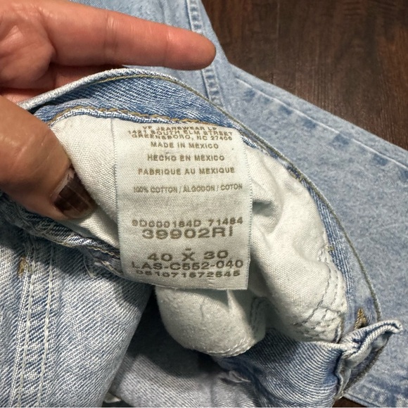 Wrangler Jeans Vintage Light Blue Men's Jeans 40x 30 - Picture 7 of 9